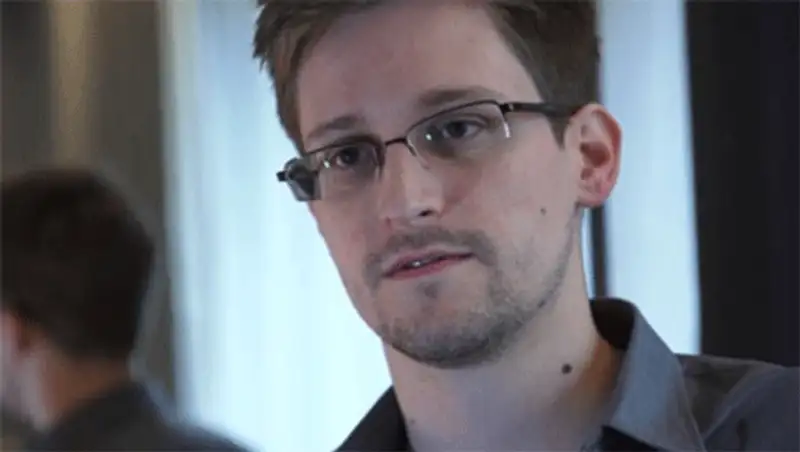 Сноуден предложил Конгрессу США заслушать его показания