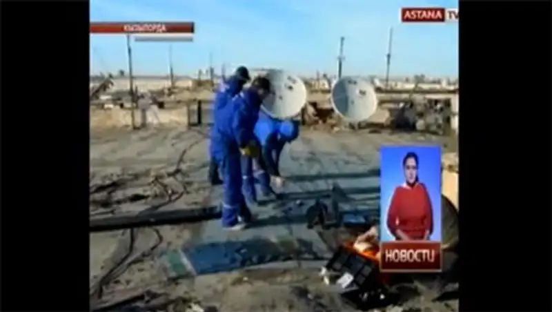 В Кызылорде коммунальным должникам перекрыли канализацию, фото - Новости Zakon.kz от 12.11.2013 22:02