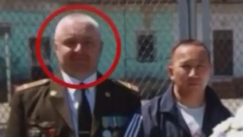 Соседи бывшего военрука Алматинского колледжа отзываются о нем только положительно