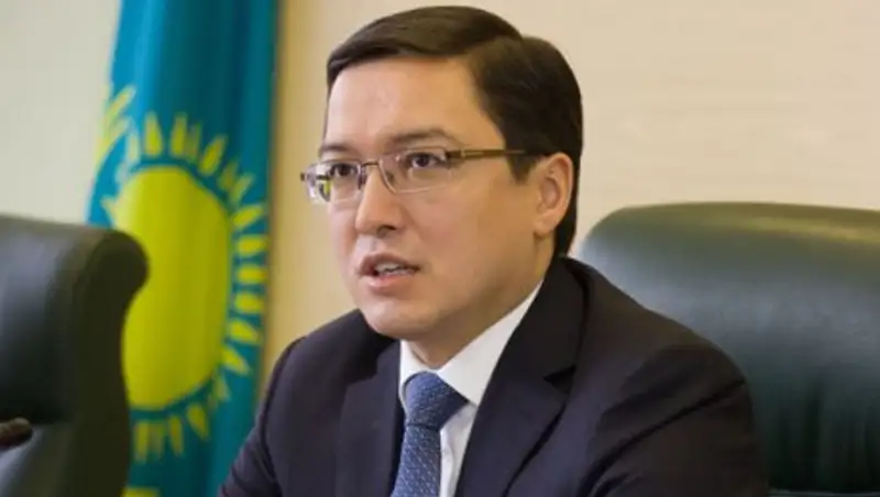 Решение об инвестиции активов ЕНПФ в МБА принималось экс-сотрудниками Нацбанка - Акишев