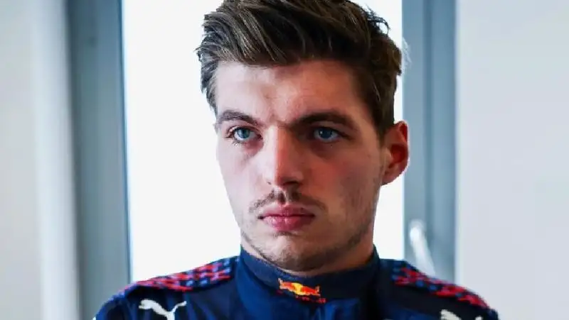 Макс Ферстаппен впервые стал чемпионом мира в «Формуле-1»