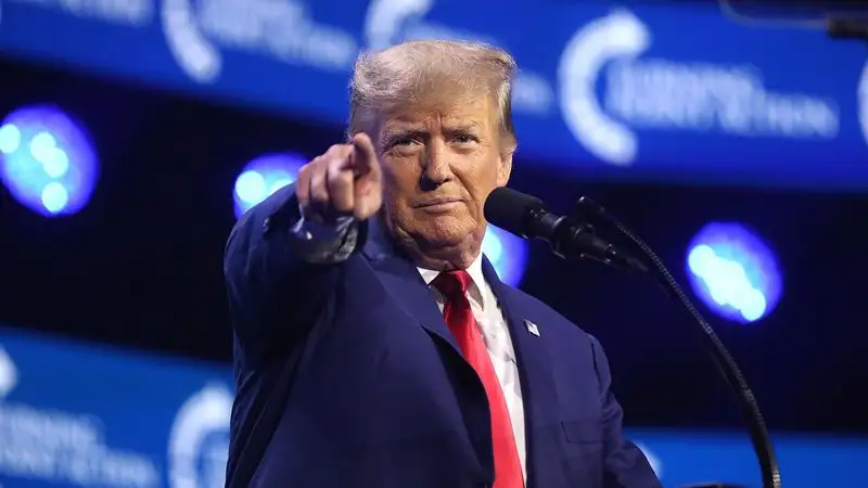 Трамп заявил, что ему грозит 561 год тюрьмы