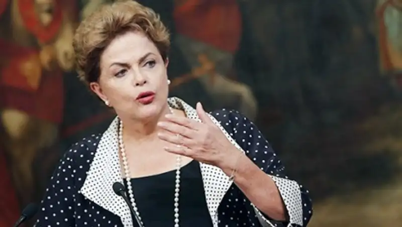 В Бразилии запустили процедуру импичмента президента