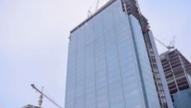 В столице разрабатывается комплексный план по трудоустройству рабочих «Абу-Даби Плаза»