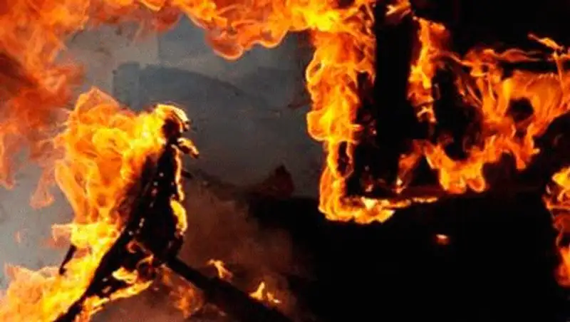 В Кызылординской области после пожара без крыши над головой остались 17 семей