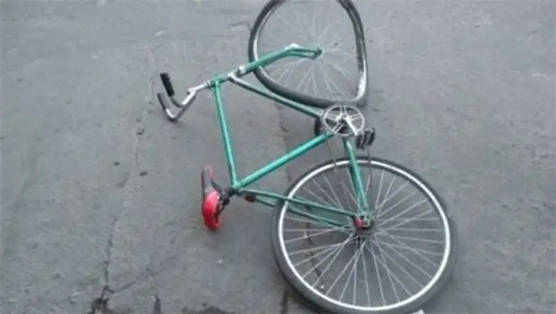 В Мангистау 19-летний водитель насмерть сбил малолетнего велосипедиста