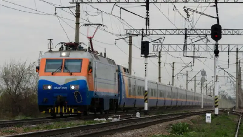 Почему приостановили курсирование трех пассажирских поездов