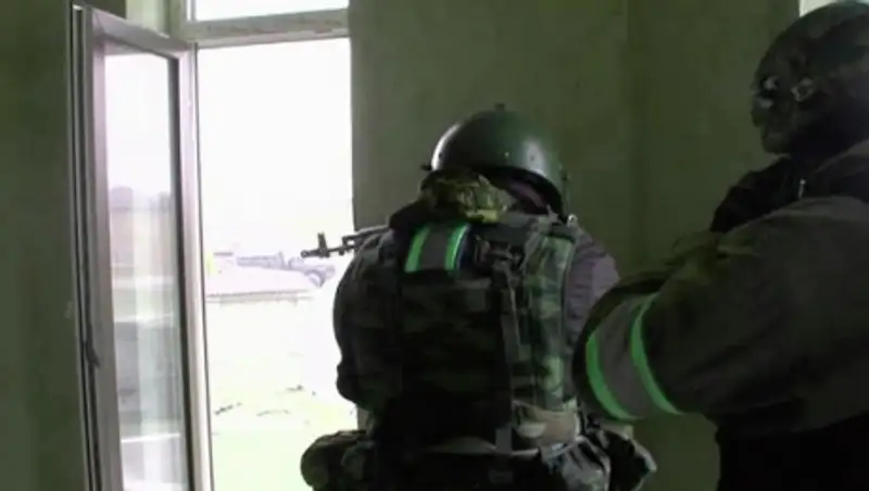 Наряд полиции обстреляли в Дагестане, двое полицейских ранены