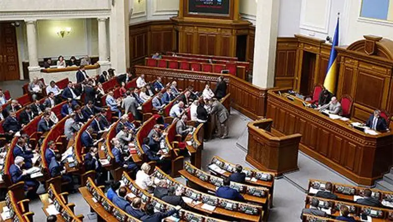 Стартовала предвыборная гонка в Раду