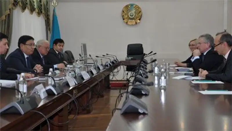 Ерболат Досаев встретился с вице-президентом Европейского инвестиционного банка