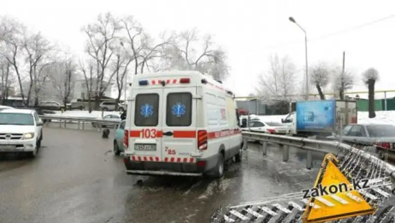 Попавшая в ДТП во время госпитализации беременная алматинка успешно родила