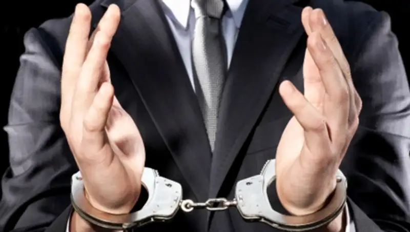 В ЗКО за взятку арестован чиновник