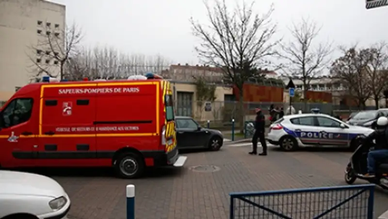 Сторонник ИГ атаковал французского учителя канцелярским ножом