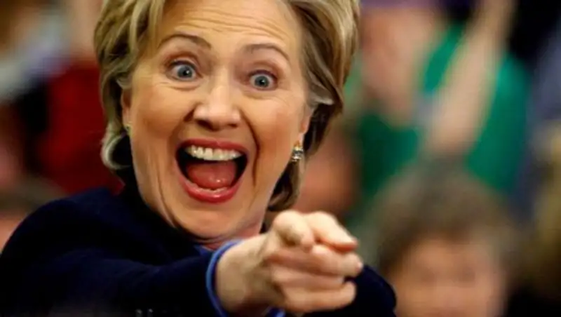 Клинтон пошутила, что отпразднует Хэллоуин в костюме президента