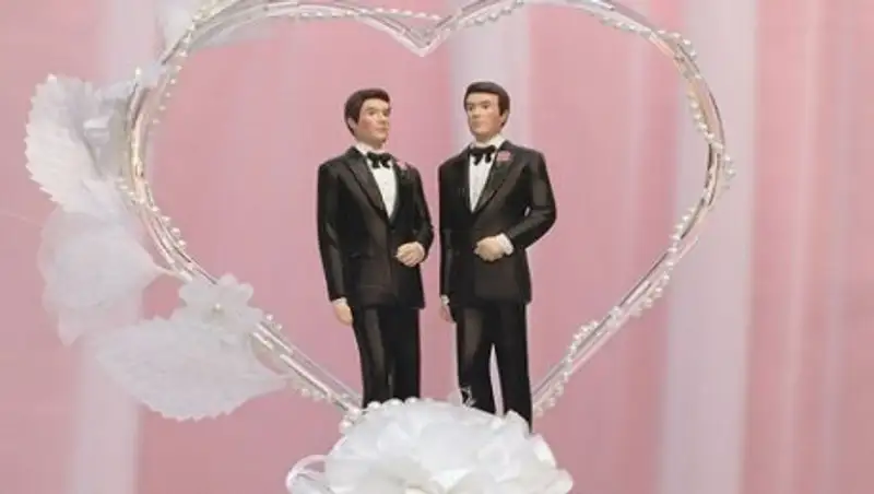 Президент Германии подписал закон об однополых браках