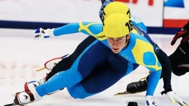 Казахстанец Денис Никиша — бронзовый призер молодежного чемпионата Мира шорт-треку