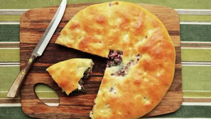 Француз пойдет под суд за пирог с марихуаной, который съели коллеги