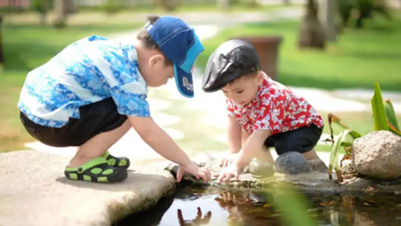 Не перекладывать ответственность за воспитание детей на детские сады призвал Токаев