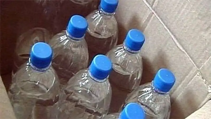 Казахстанские пограничники обнаружили схрон спирта, общим весом около 7 тонн