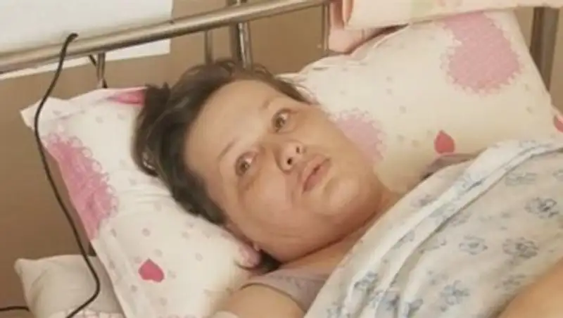 В Караганде пьяная женщина без прав на чужом авто сбила пешехода на переходе