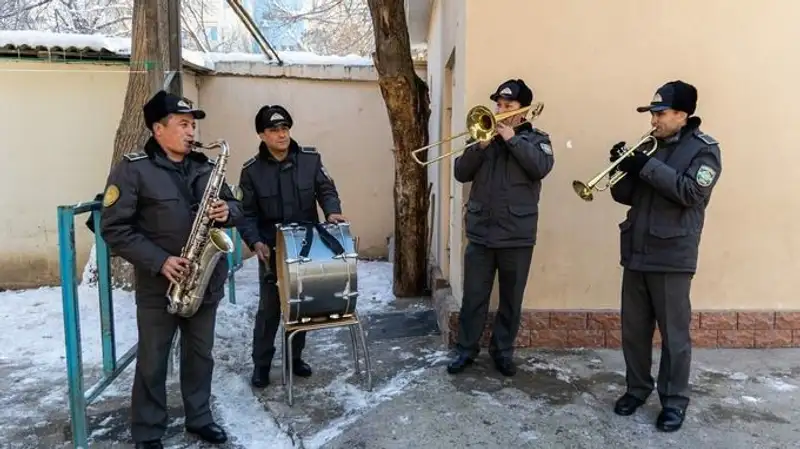 военный оркестр в Ташкенте, фото - Новости Zakon.kz от 18.01.2023 08:58