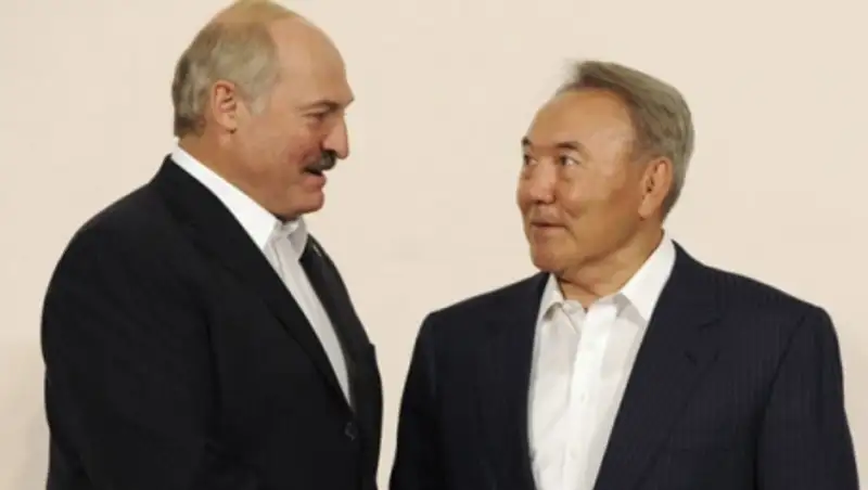 Нурсултан Назарбаев награжден орденом Дружбы народов