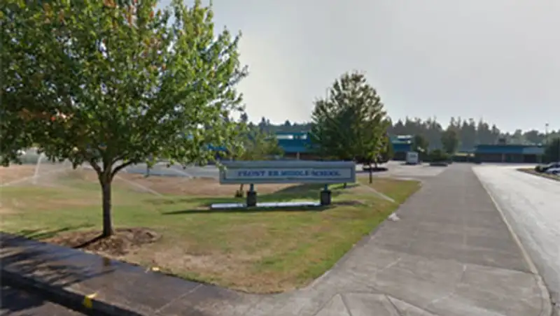 В США арестовали школьника с пистолетом и 400 патронами, фото - Новости Zakon.kz от 24.10.2013 22:50