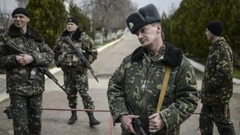 Украинским военным в Крыму пообещали денежную премию