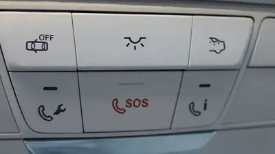 Казахстан отстоял запрет на ввоз авто без кнопки SOS еще на четыре года, фото - Новости Zakon.kz от 26.09.2023 19:21