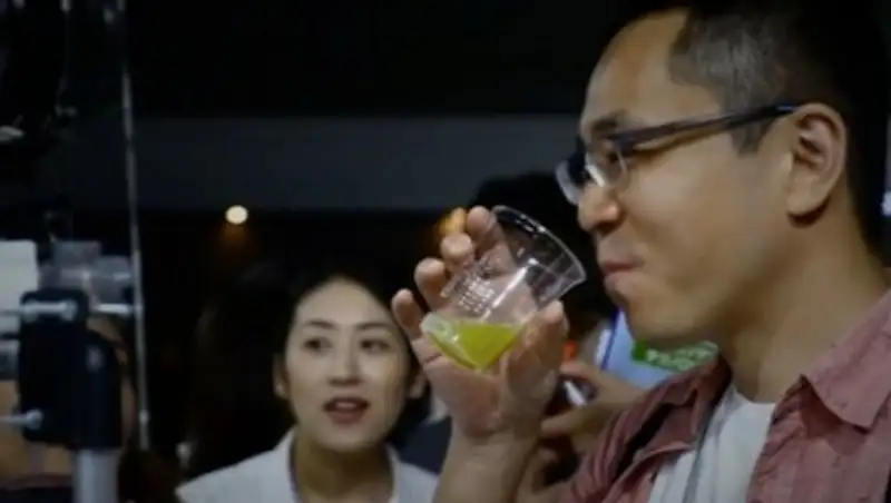 Японское устройство позволяет попробовать музыку на вкус