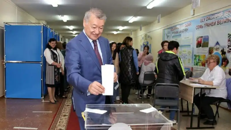 Эксперты высоко оценили уровень активности населения во время референдума в ВКО