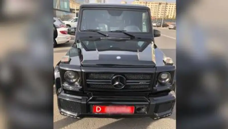 Водителя Gelandewagen с подложными дипломатическими номерами задержали в столице