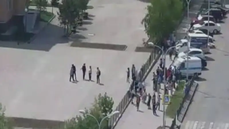 Школы "заминировали" в Нур-Султане