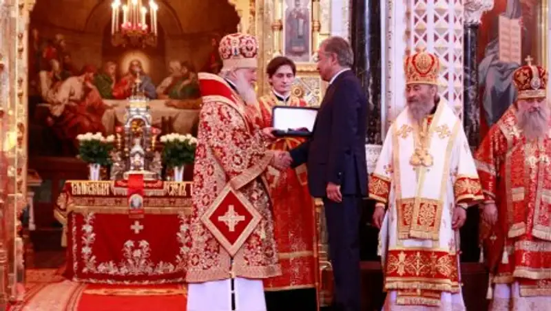 Патриарху Кириллу вручили орден "Достық"
