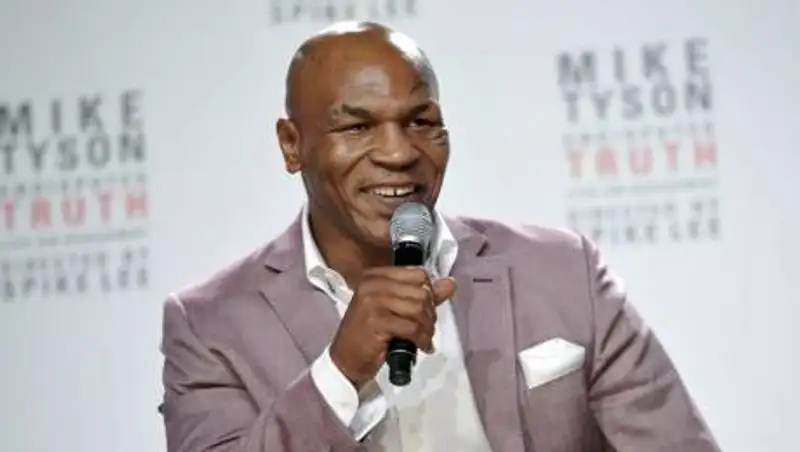 Майк Тайсон рассказал, как давал взятку полицейскому