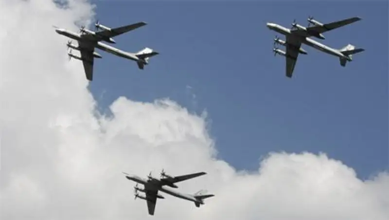 США заявили, что самолеты ВВС России совершили облет воздушного пространства вблизи Аляски