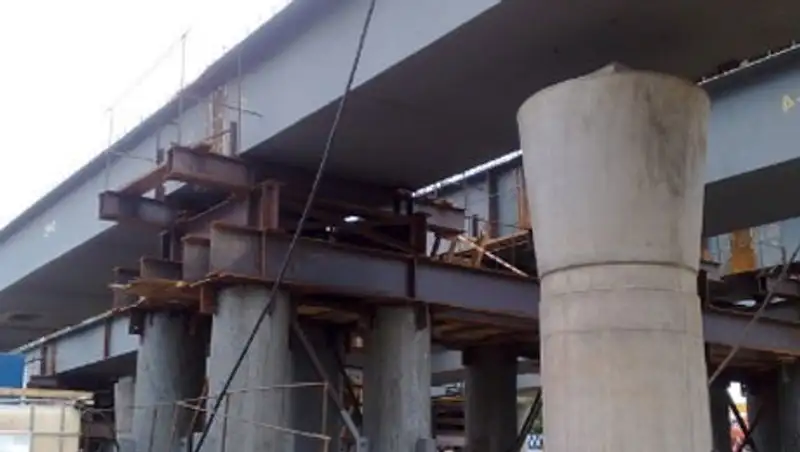 Минтранском утвердил применение полиуретановых опорных частей при строительстве мостов, фото - Новости Zakon.kz от 07.11.2013 23:57