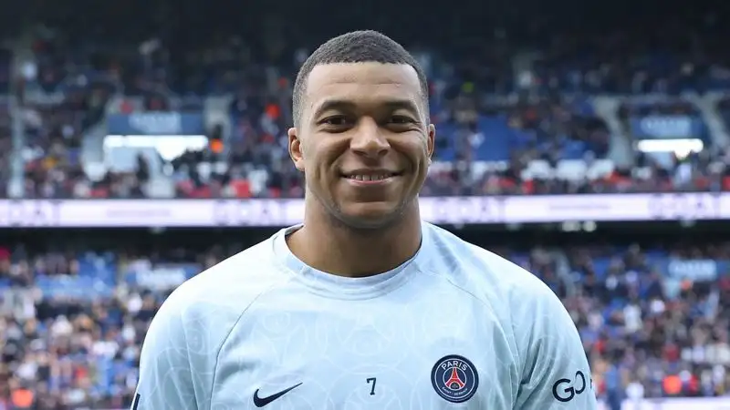 Мбаппе отметил юбилей фан-клуба "ПСЖ"