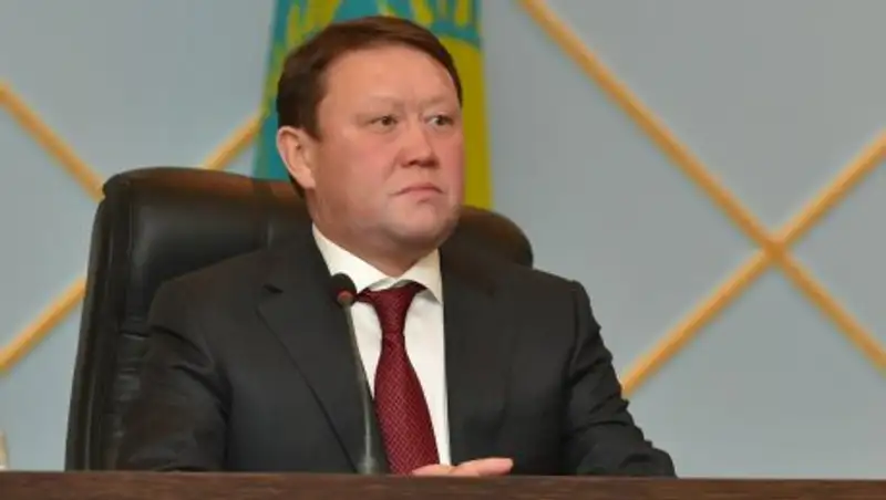 Новый аким СКО в первый рабочий день допоздна принимал всех районных акимов