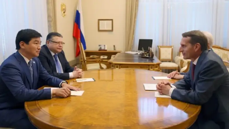 «Н&#1201;р Отан» и «Единая Россия» подписали Соглашение о взаимодействии и сотрудничестве