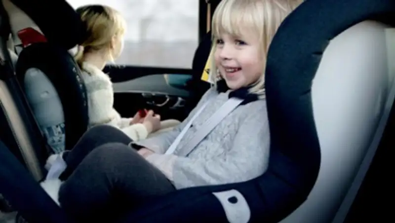 Volvo представила новое поколение детских кресел