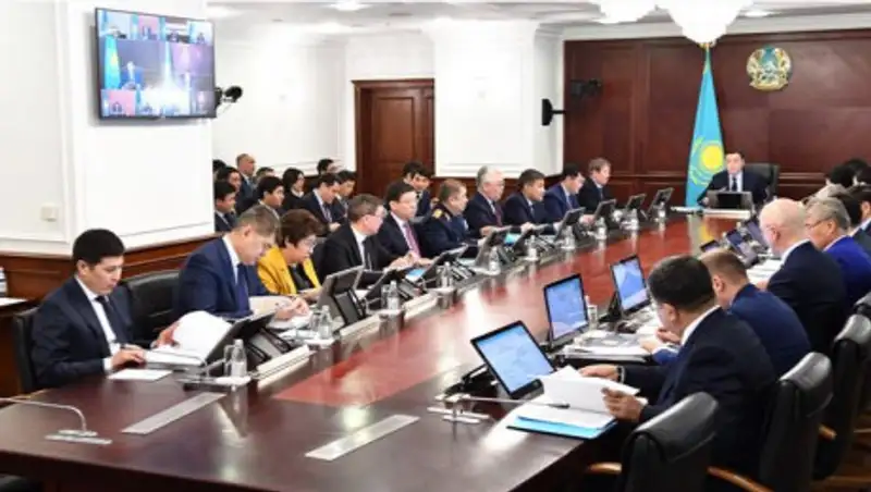 Мамин: Все инициативы Елбасы обеспечены финансированием и будут реализованы в полном объеме