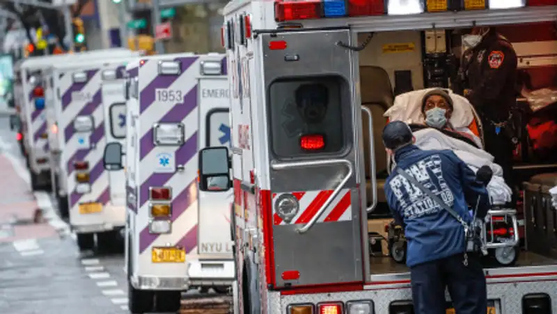 Число жертв коронавируса в США превысило 75 тысяч