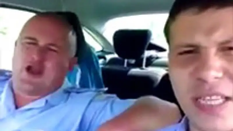 Поющие гаишники из Татарстана "взорвали" Интернет