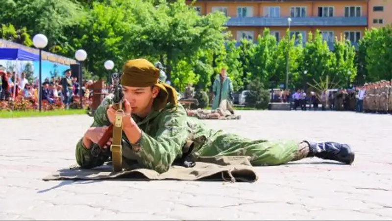 В Казахстане на учебные воинские сборы привлекается около 1500 военнообязанных