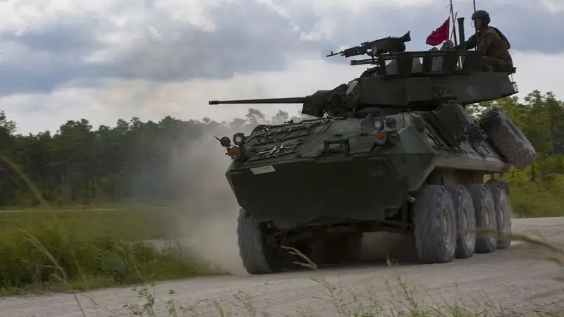 Ситуация в Украине: Зеленский ввел санкции против сына Медведева, Киев запросил у Варшавы бронетранспортеры