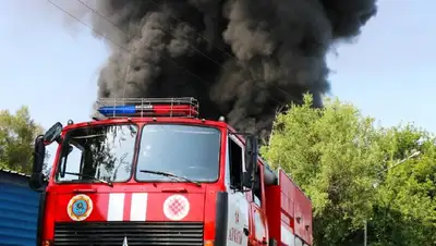 пожарная машина, фото - Новости Zakon.kz от 19.08.2022 07:05
