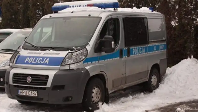 В отделении полиции в центральной Польше взорвалась бомба, сообщили СМИ