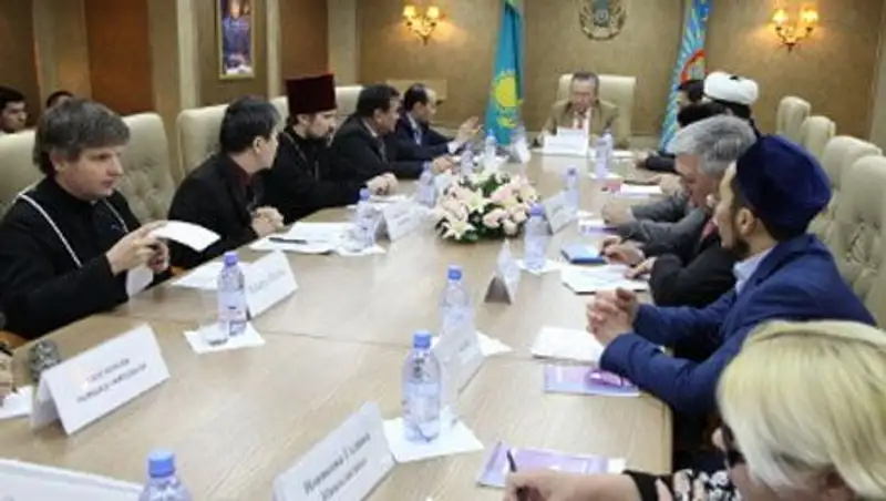 Площадь Независимости Астаны предлагают называть «М&#1241;&#1187;гілік Ел»