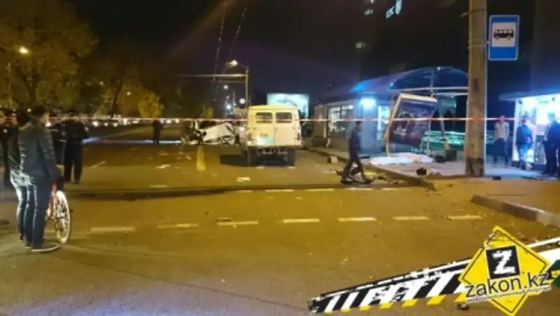 Уголовное дело расследуется по факту жуткого ДТП в Алматы, в котором погибли два человека